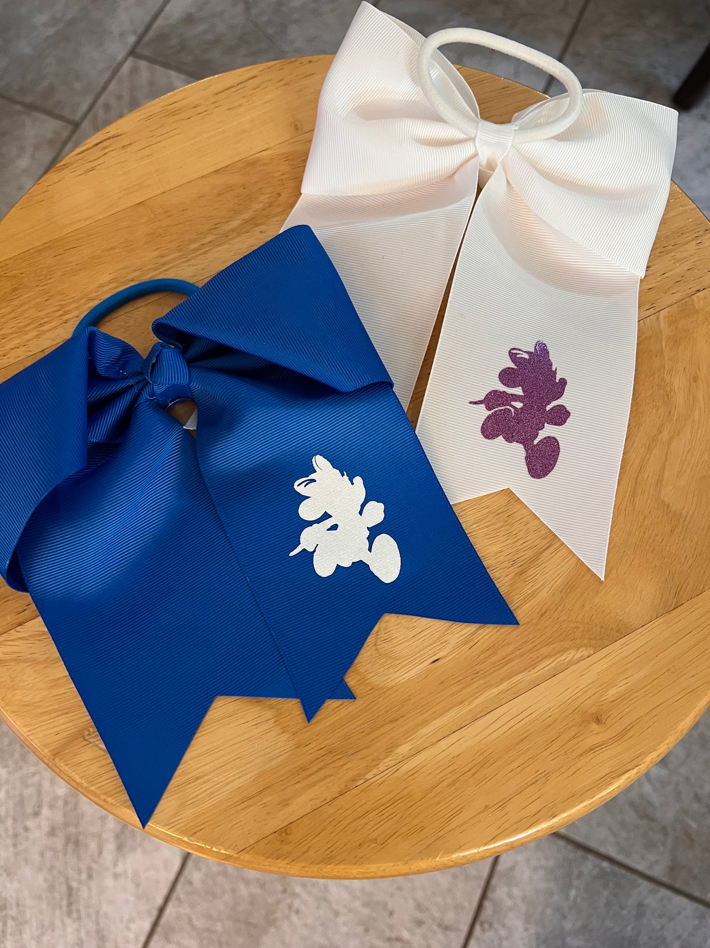 Hair bows